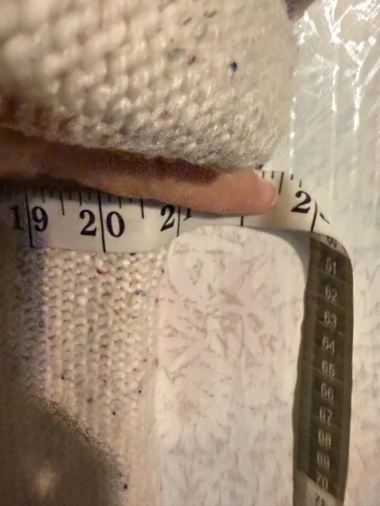 Hollister Cream Cable-Knit Crewneck Sweater, Cozy, Layering Piece Sz Medium - Picture 8 of 9